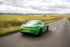 Porsche 718 Cayman GTS 4.0 2020 года  (UK)